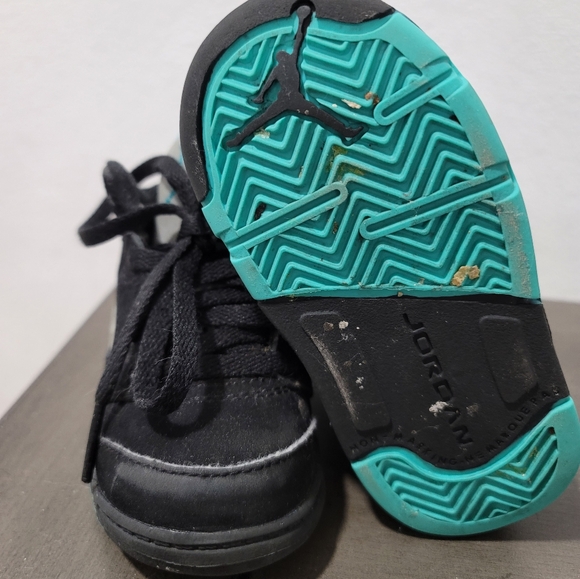 Nike Air Jordan 1 MID TD Size 5C - Picture 5 of 5